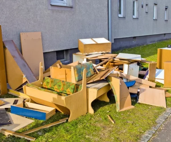How-To-Dispose-Of-Old-Furniture-When-Moving-Pricing-Van-Lines